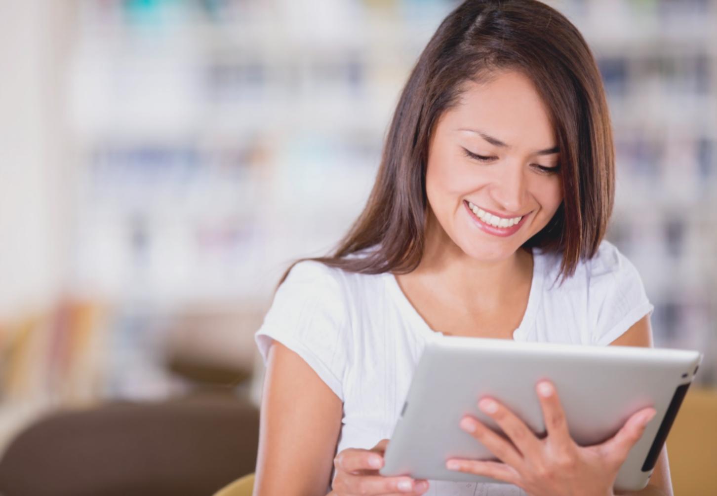 Revisión de factores técnicos on-page y optimización de contenido